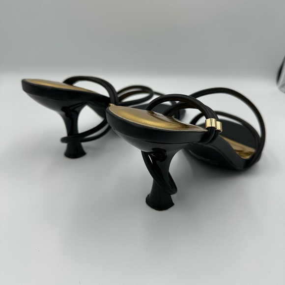 Viciously Vixen Black Strappy Kitten Heels, Size 7.5 - Picture 4 of 9